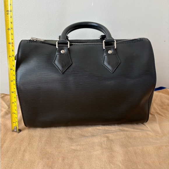 Louis Vuitton Speedy Epi 30 - Picture 8 of 11